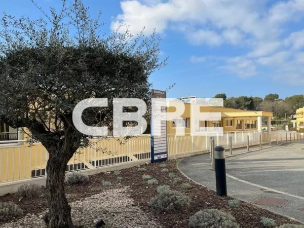Bureaux 464 m²
