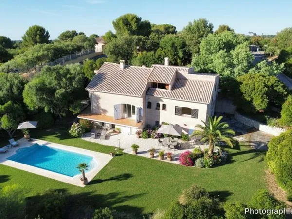 Maison de luxe 5 pièces 178 m²