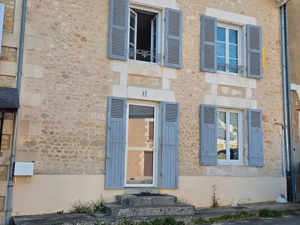 Maison ancienne rénovée 132m² au coeur du bourg