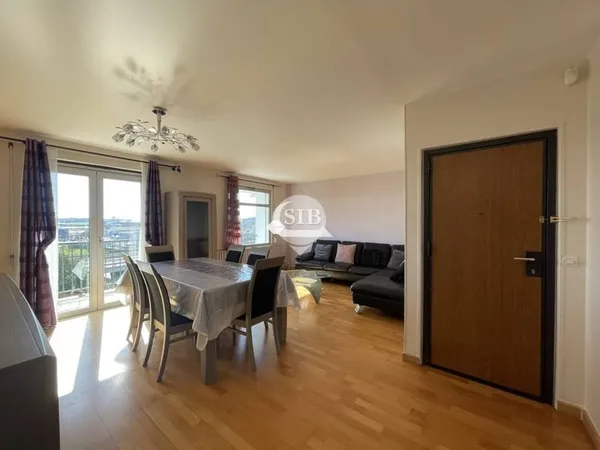 Appartement 4 pièces 91 m²