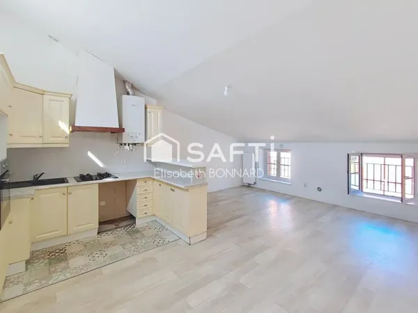 Appartement T3 duplex, centre historique