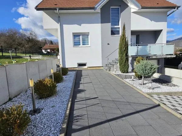 Maison moderne 132m² surface habitable - Terrain 674 m² - Thann