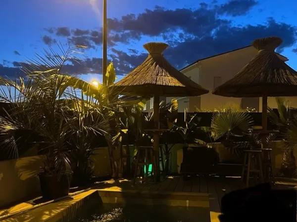 Villa avec piscine