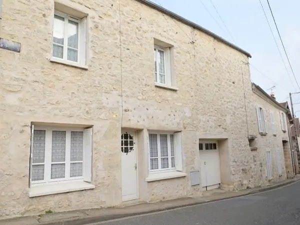 Maison - potentiel 145m² env