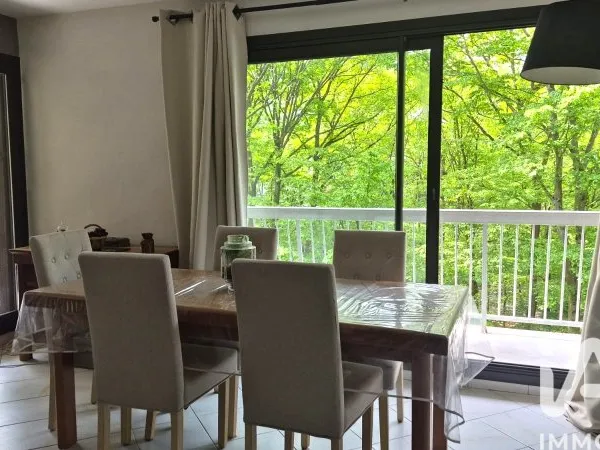 Appartement 3 pièces 77 m²