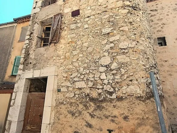 Maison de village à rénover