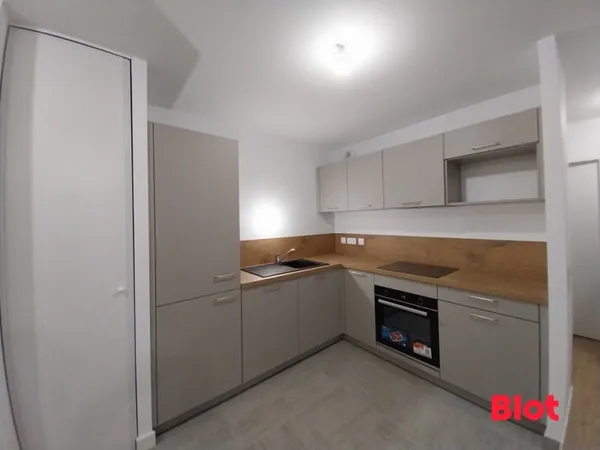 A VENDRE CHEZ BLOT IMMOBILIER - LORIENT - APPARTEMENT NEUF - 3 PIECES - LOGGIA - PARKING