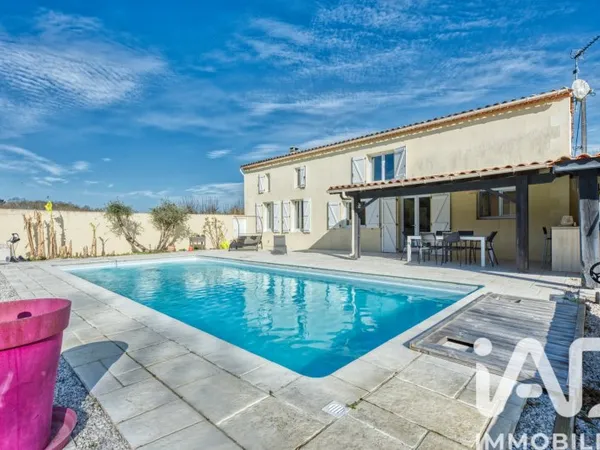 Maison 6 pièces 195 m²