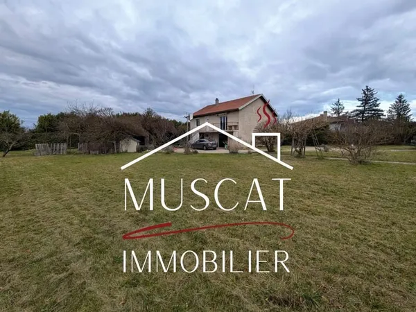 DIEMOZ - Maison 4 pièces - Jardin - Sous-sol complet - Garag