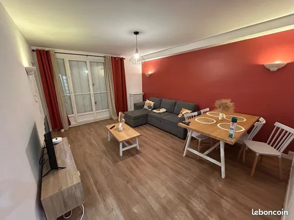 Appartement 4 chambres Montjoyeux