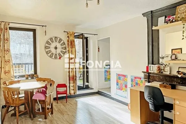 Appartement 4 pièces 84 m²