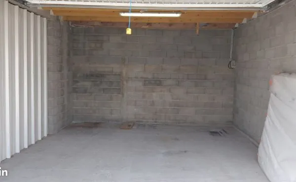 Garage atelier bix srockage