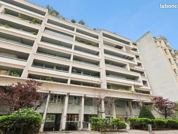 Bureaux 386 m²