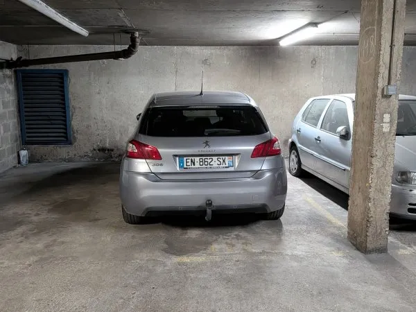 Loue parking