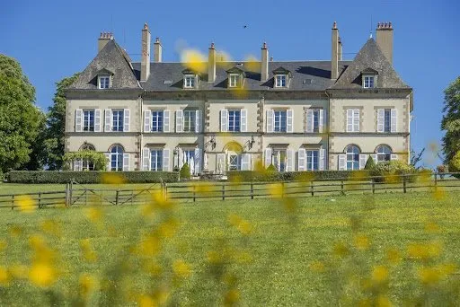 Château 26 pièces 968 m²