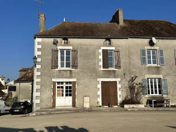 Charmante maison située en plein coeur du centre du village