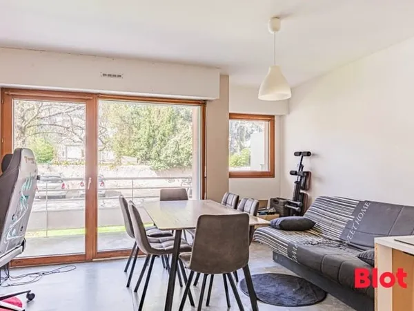 NANTES CHALATRES - Appartement T1 avec balcon, cave et stationnement