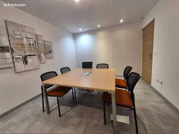 Bureaux à louer - espace professionnel meublé