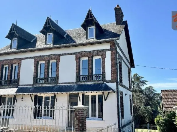 Maison 7 pièces 200 m²