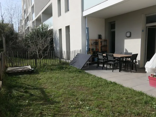 Vends appartement lumineux et tranquille