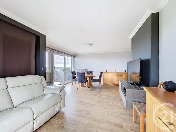 Appartement 4 pièces 99 m²