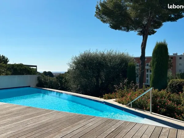 Appartement 3-4 pièces 79 m² Terrasse vue Mer
