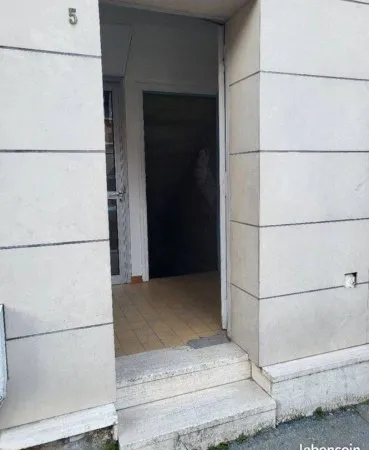 Parking 30 m²