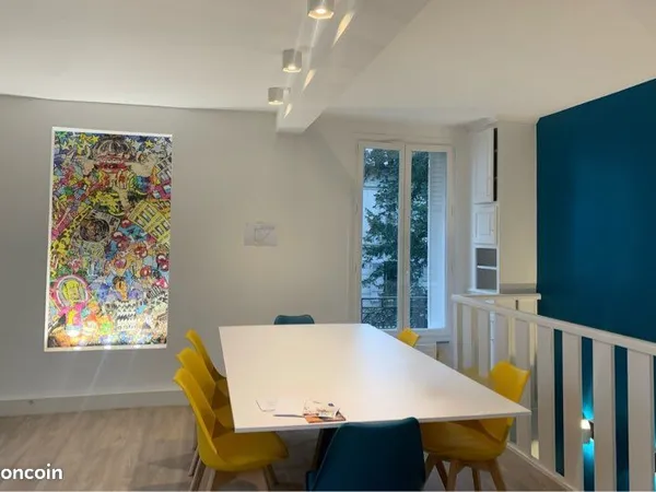 À LOUER BUREAUX 110 m2 CENTRE-VILLE — ENGHIEN-LES-BAINS 110 m² privatifs · 3 niveaux