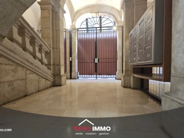 Appartement 2 pièces 55 m² - Grenoble Centre