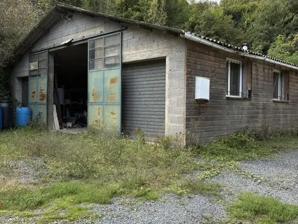 1 pièce 200 m²