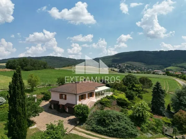 A VENDRE SAINT PIERRE LA PALUD MAISON FAMILIALE DE 205 M2 PARC ARBORE DE 4000 M2 AVEC VUE PANORAMIQU