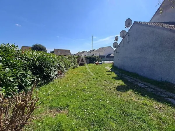 Terrain constructible 281 m²