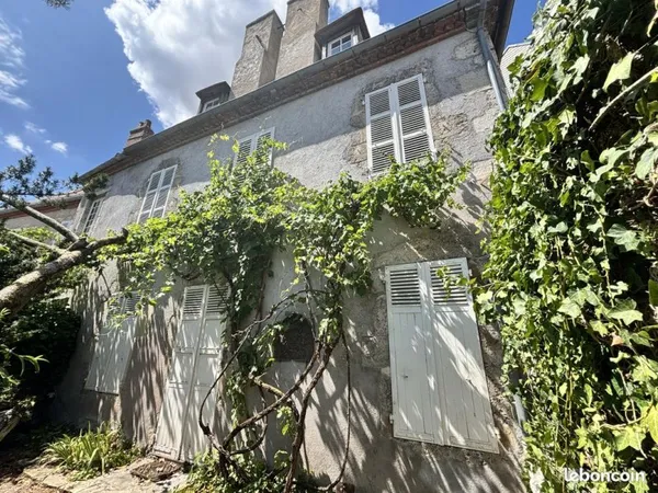 Propriété 11 pièces 318 m²