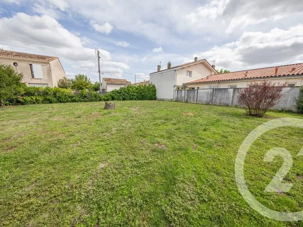 Terrain 440 m²