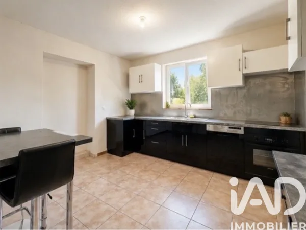 Maison 4 pièces 98 m²