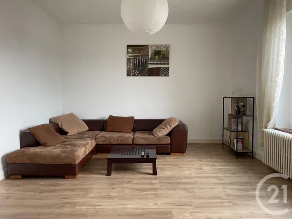 Immeuble 301 m²