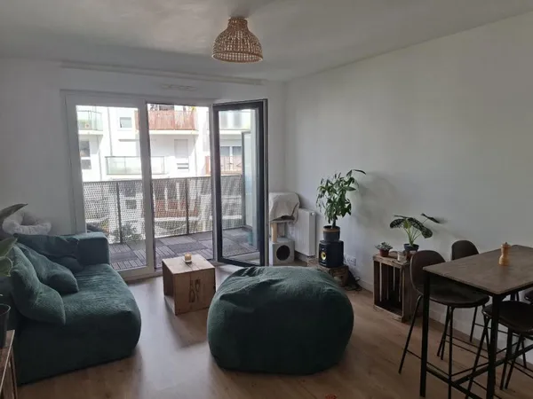 Sous-Loue appartement au calme