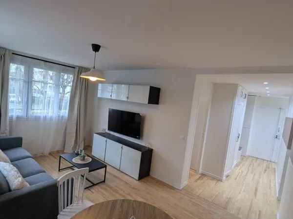 Coloc T4 neuf 3 chambres équipées 650€CC Champigny