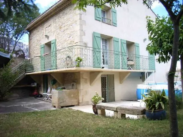 Maison de village avec jardin et Garage