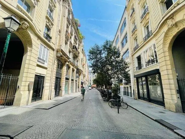 Boutique 180 m²