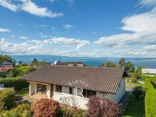 Neuvecelle - Villa de plain-pied de 223 m² - Vue lac - 1 200 m² de terrain