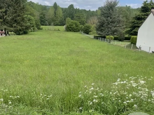 Terrain 1245 m²