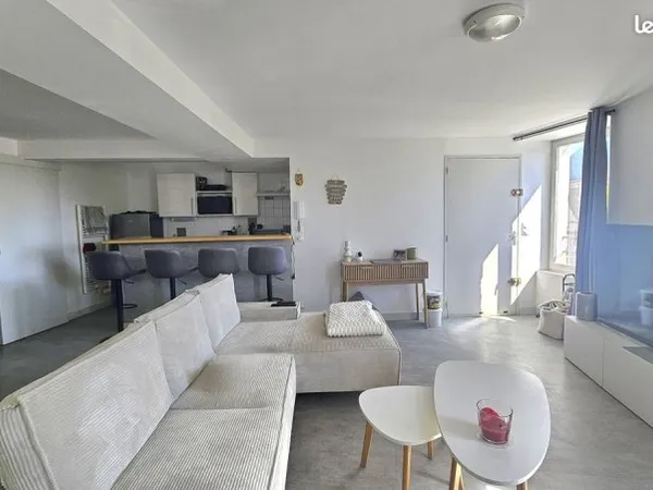 Appartement t2 neuville centre