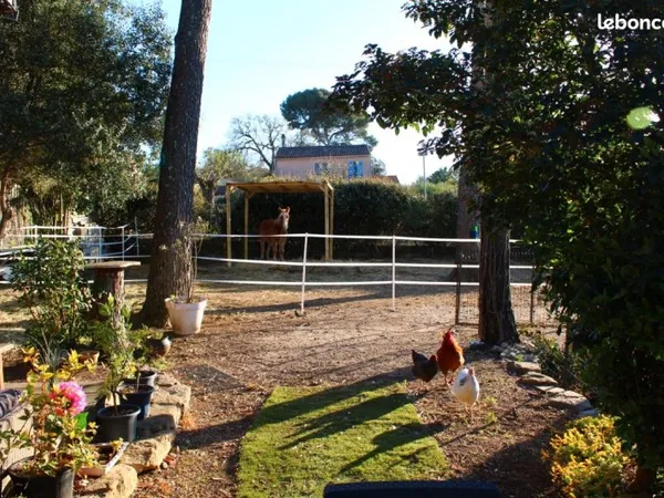 Terrain constructible 494 m² - Six-Fours-les-Plages