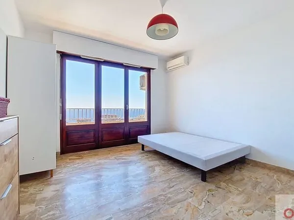 Studio 1 pièce 24 m²