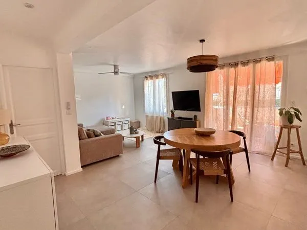 Appartement T3/T4 lumineux - Toulon Brunet, au pied du Faron