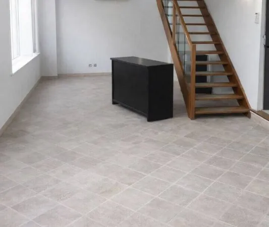 Boutique 2 pièces 70 m²