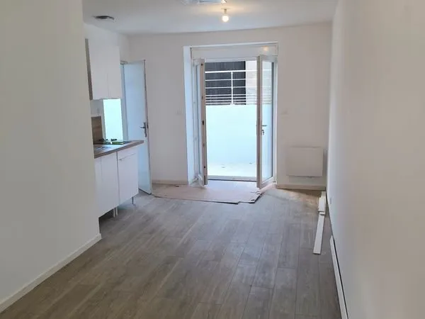 Studio Saint Marc refait à neuf