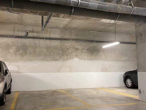 Parking sous-sol rer a chessy val europe disney
