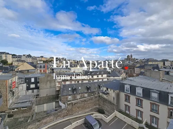 Superbe appartement en plein centre de Granville, à 50 mètres de la mer